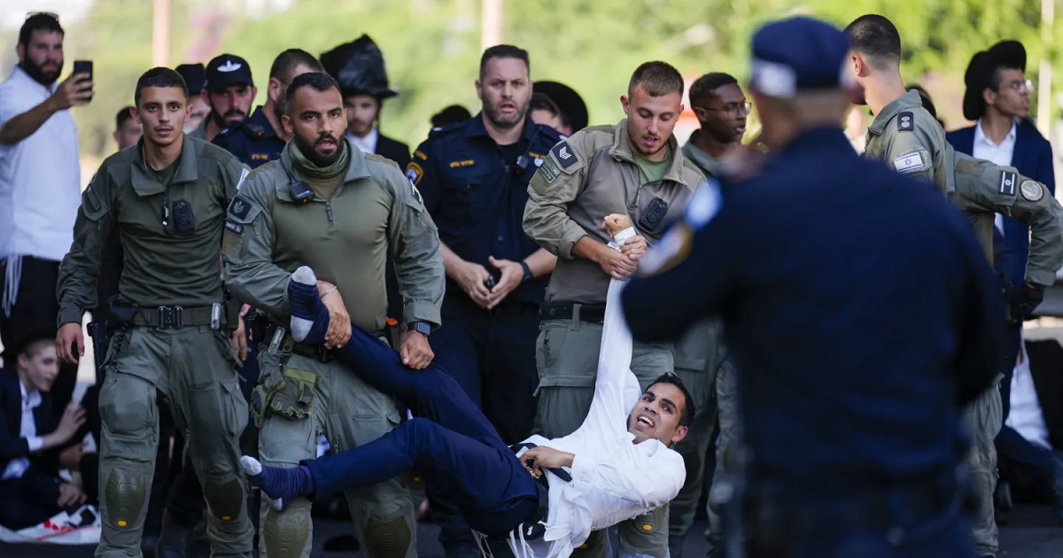 تحليل : "الحريديم" أمام اختبار سياسي جديد : تصدع داخلي وحسابات ما بعد نتنياهو
